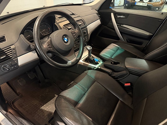 BMW X3 9 of 17
