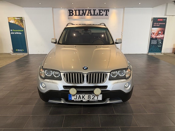 BMW X3 2 of 17