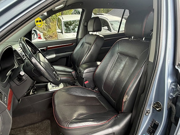 Hyundai Santa Fe 11 of 18