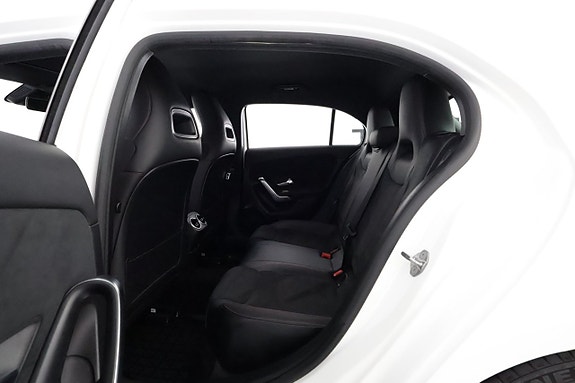 Mercedes-Benz A200 12 of 25