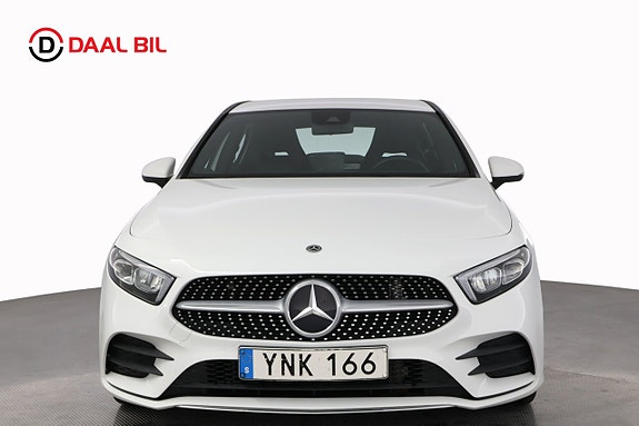 Mercedes-Benz A200 2 of 25