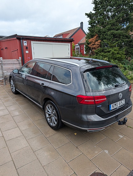Volkswagen Passat 3 of 7