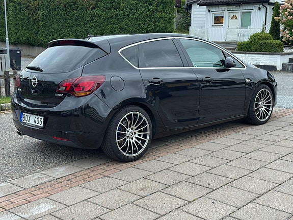 Opel Astra 7 of 14
