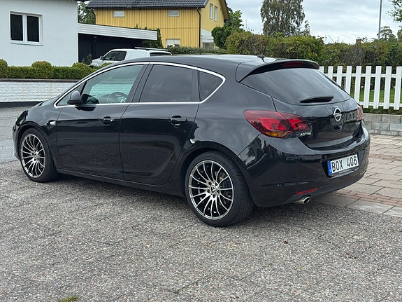 Opel Astra 5 of 14