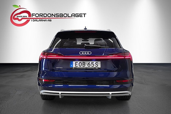 Audi e-tron 5 of 18