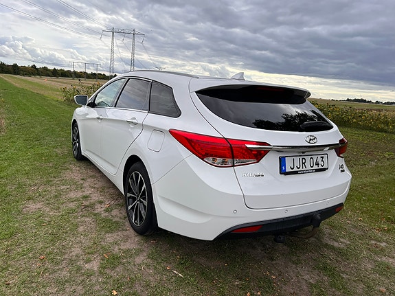 Hyundai i40 2 of 7
