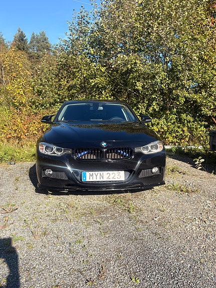 BMW 320d 3 of 8