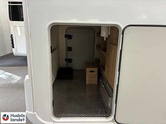 Knaus Sun Ti 700 MEG 10 of 10
