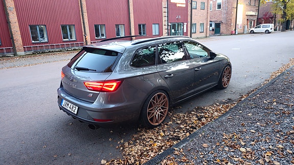 Seat Leon 5 of 5