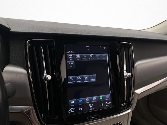 Volvo S90 19 of 30