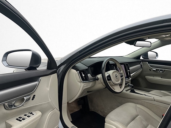 Volvo S90 9 of 30