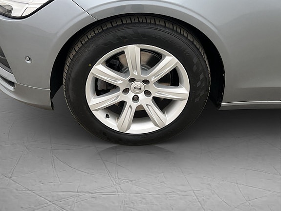 Volvo S90 28 of 30