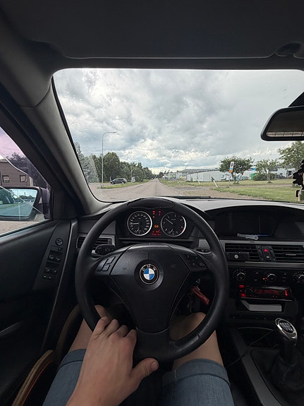 BMW 520d 12 of 17