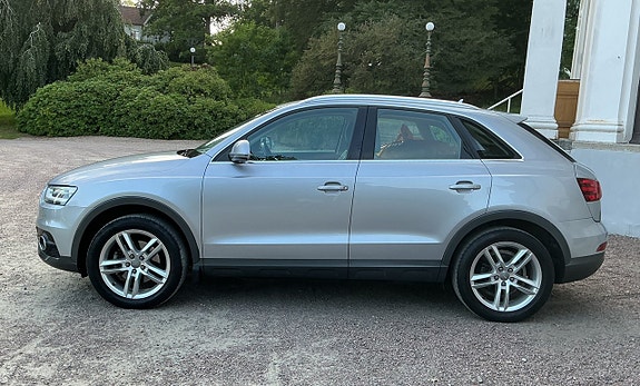 Audi Q3 8 of 18