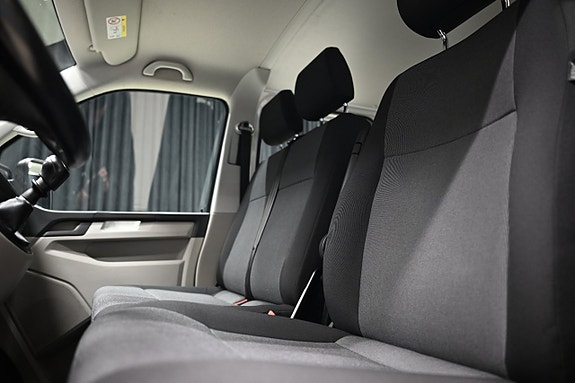 Volkswagen Transporter 21 of 30