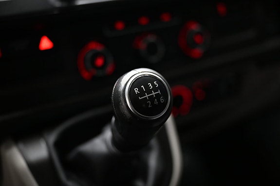 Volkswagen Transporter 23 of 30