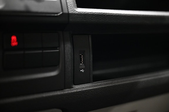 Volkswagen Transporter 30 of 30