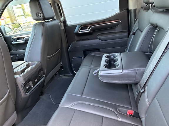 Chevrolet Silverado 1500 11 of 12