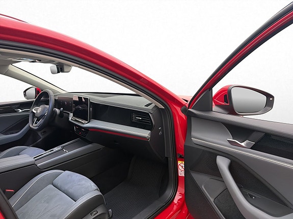 Volkswagen Passat 25 of 30
