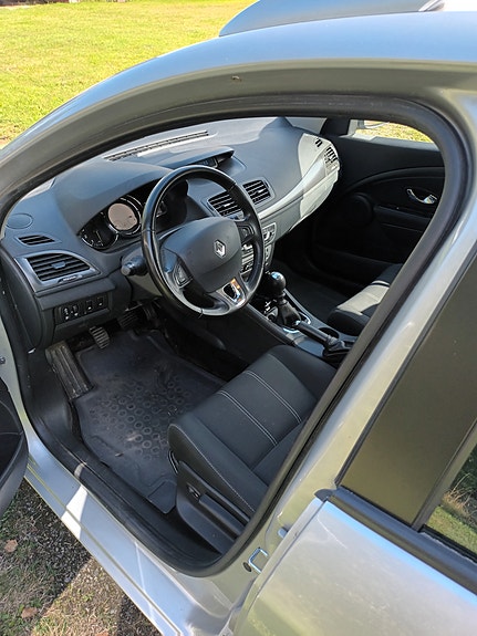 Renault Megane III 3 of 6