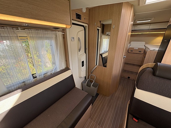 Sunlight T 67 (kamrem+service -26, taksäng, 3500kg) 9 of 19