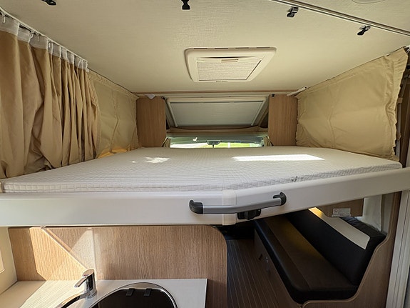Sunlight T 67 (kamrem+service -26, taksäng, 3500kg) 11 of 19