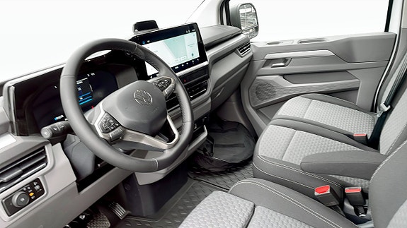Volkswagen Transporter 10 of 15