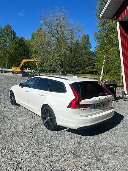 Volvo V90 3 of 7