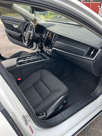Volvo V90 6 of 7