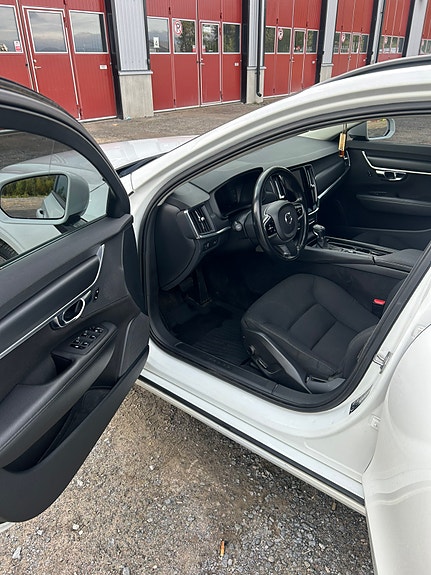 Volvo V90 5 of 7