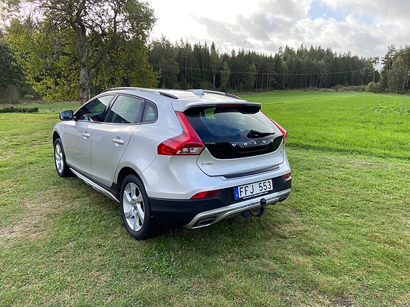 Volvo V40 Cross Country 4 of 8