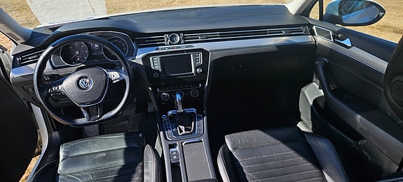 Volkswagen Passat 7 of 8