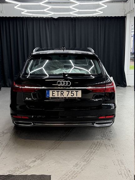 Audi A6 9 of 13