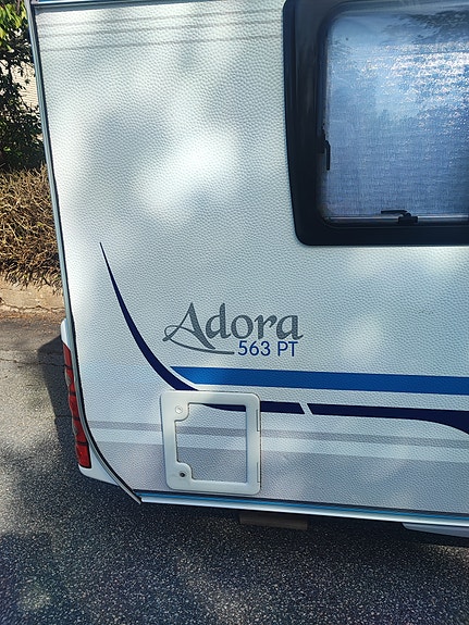 Adria Adora 563 PT - Barnkammarvagn 2 of 9