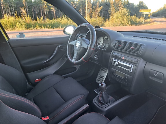 Seat Leon 13 of 15