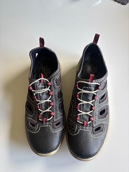 Product image 1 of 7