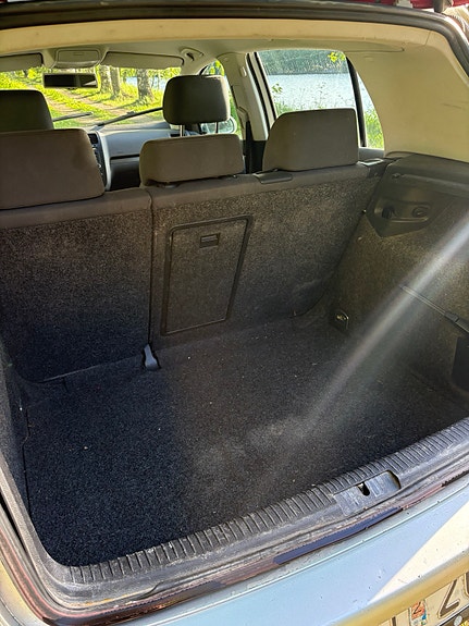 Volkswagen Golf V 10 of 10