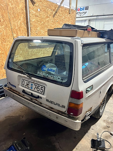 Volvo 245 6 of 6