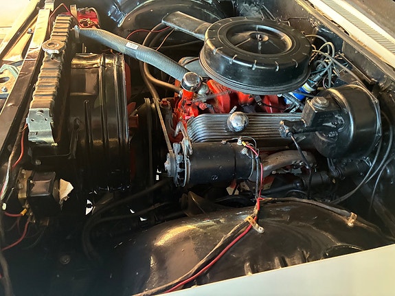 Chevrolet Impala 17 of 23
