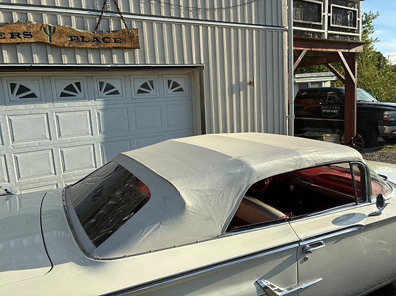 Chevrolet Impala 14 of 23