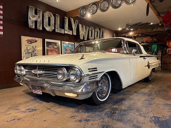 Chevrolet Impala 20 of 23