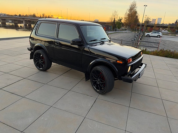 Lada Niva 18 of 29