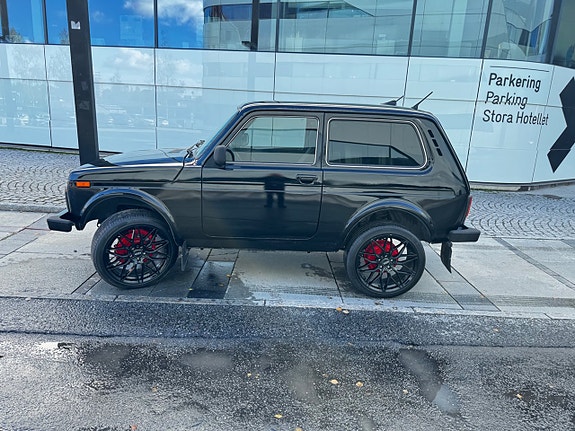 Lada Niva 9 of 21