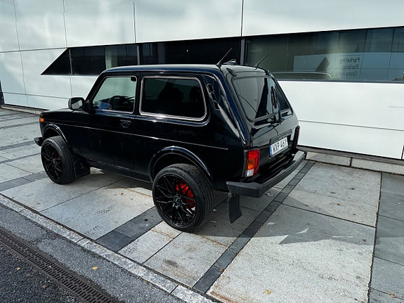 Lada Niva 3 of 21
