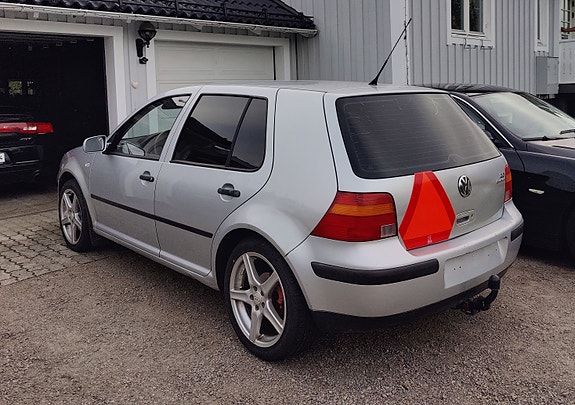 Volkswagen Golf IV 2 of 4