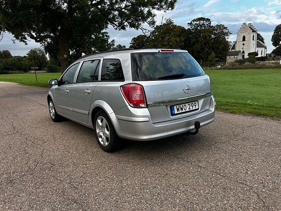 Opel Astra 6 of 8