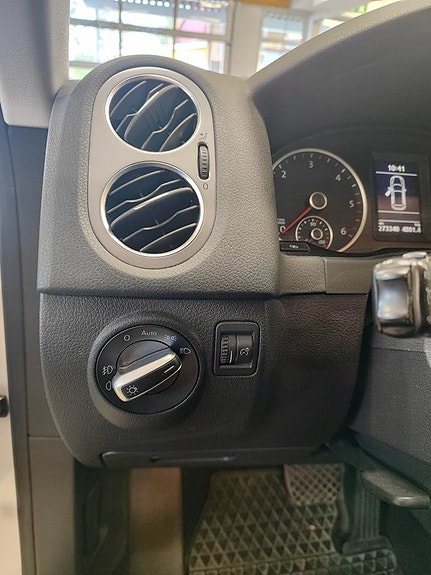 Volkswagen Tiguan 13 of 18