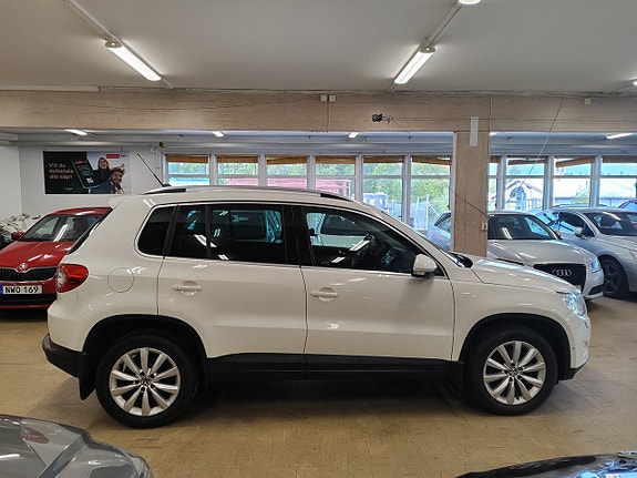 Volkswagen Tiguan 4 of 18