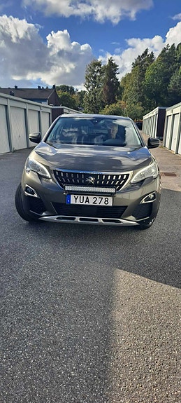 Peugeot 3008 6 of 8