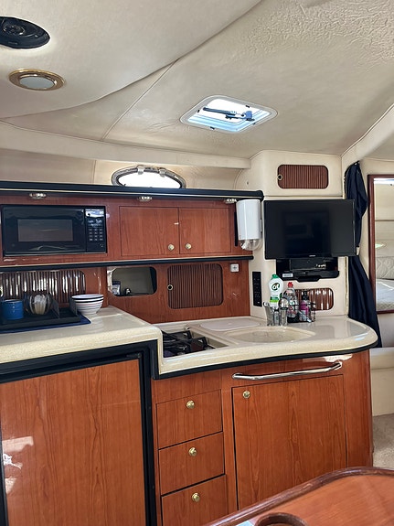 Sea Ray Sundancer 340 5 of 12